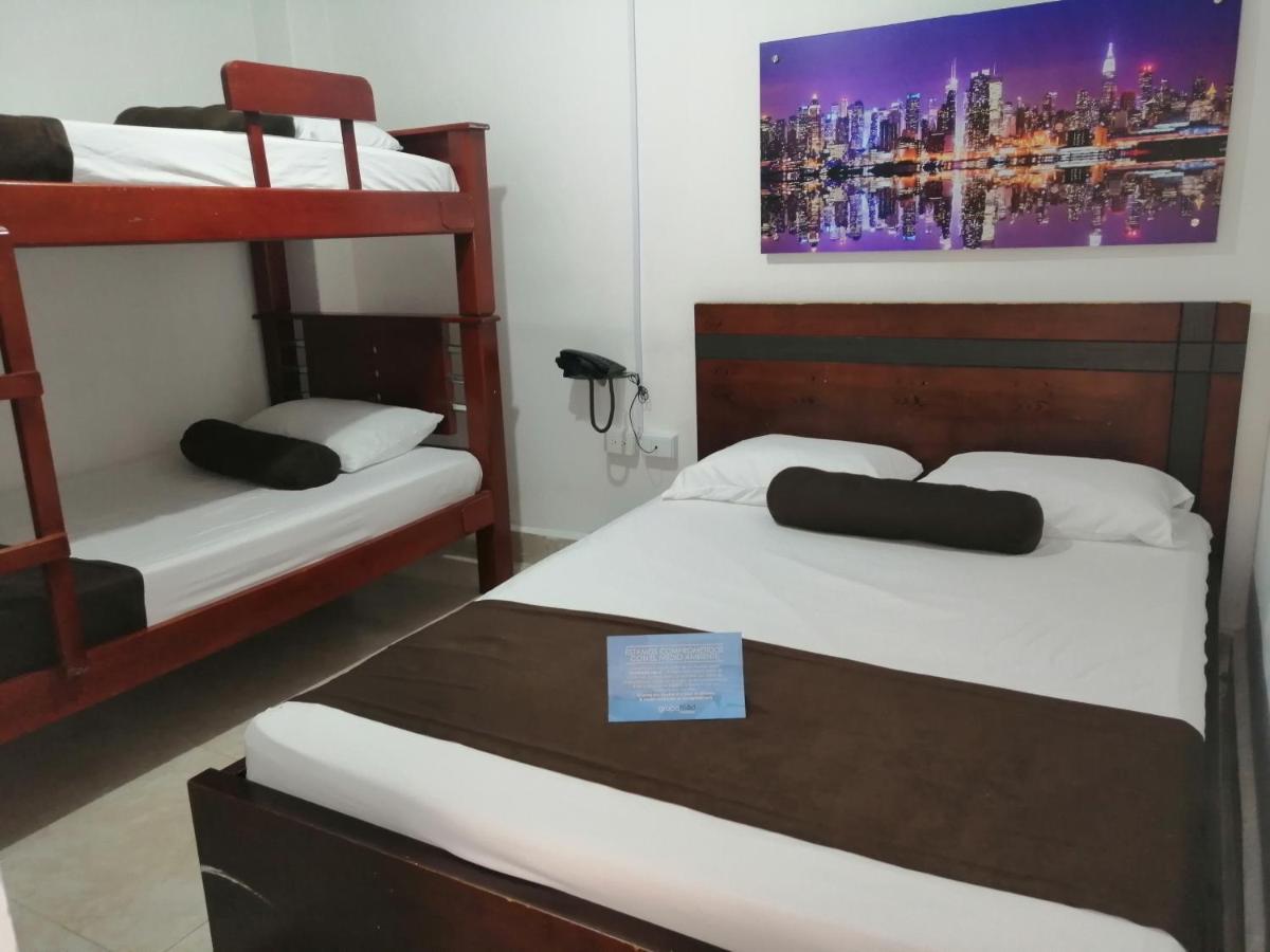 Hotel Sol Del Estadio Меделин Екстериор снимка