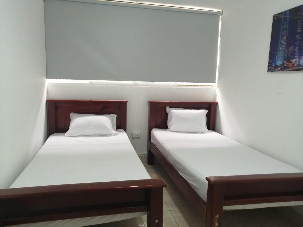 Hotel Sol Del Estadio Меделин Екстериор снимка